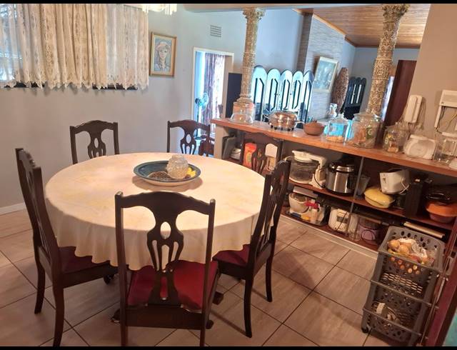 3 BEDROOM HOUSE FOR SALE IN GREENHILLS